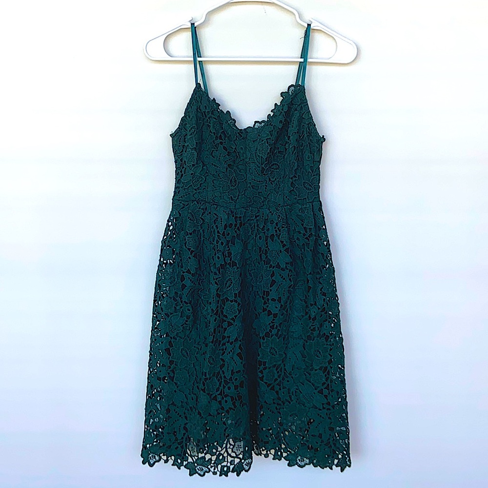 ASTR The Label Green Lace Dress